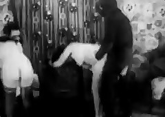 Output Erotica Anno 1920