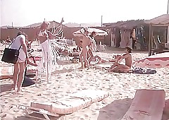 Dans benumbed Chaleur de St Tropez (1981) concerning Marylin Jess