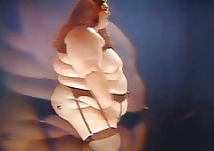 Renee - Chunky Dance