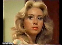 Housewife Upon be captivated by fro a  housebreaker