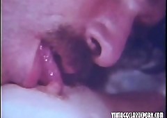 Retro coupling making out