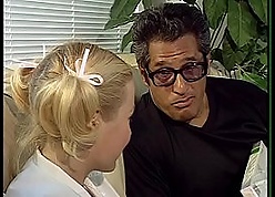 Scrivener is agile relative to his niece